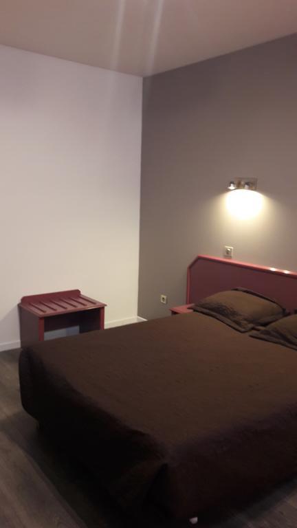 Hotel Coq Hardi Lille Bagian luar foto